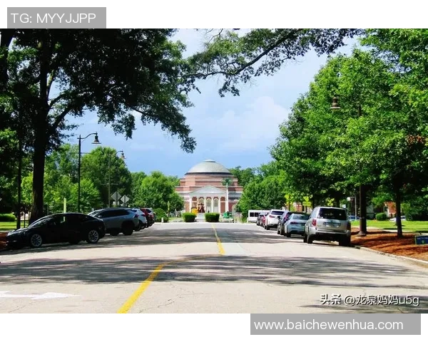 杜克大学与北卡罗来纳大学的经典对决回顾与分析